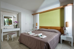 Mary Hotel & Mary Royal Suites