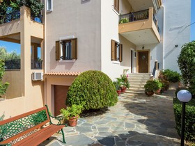 Eleonas Apartments by Belvilla by OYO