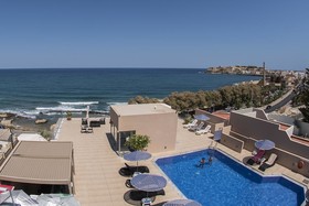 Archipelagos Hotel