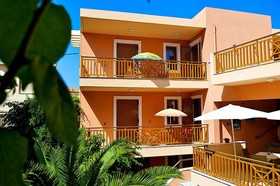 Aristea Hotel