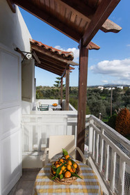 Artos Apartments