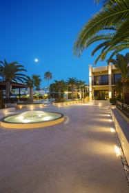 Atlantis Beach Hotel & Spa