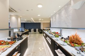 Atlantis Beach Hotel & Spa