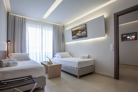 Melrose Hotel