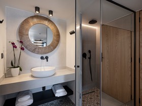 Calla Luxury Seafront Suites