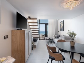 Calla Luxury Seafront Suites
