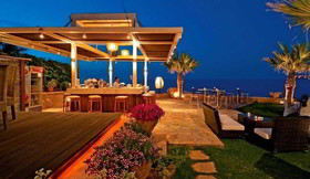Cavo Seaside Luxury Suites