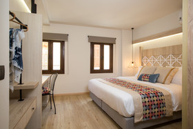 Cressa Suites - Adults Only
