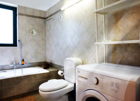 Discrete Villa Lappa