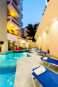 Elina Hotel Apartments