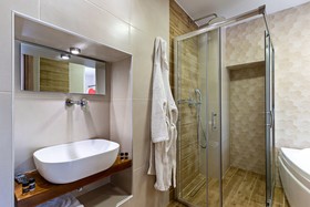 Erotokritos City Luxury Suites