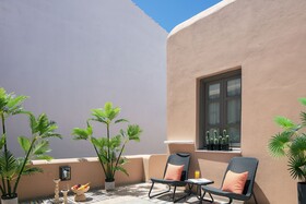 Gateway Suites