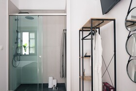 Gateway Suites
