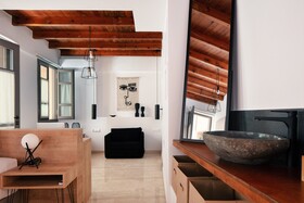 Gateway Suites