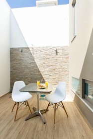 Golden Coast Apartments