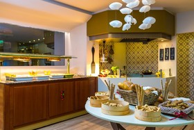 Hotel Ideon