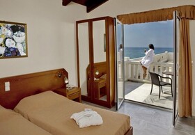 Jo An Beach Hotel