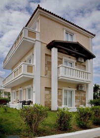 Jo An Beach Hotel