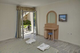 Jo An Beach Hotel