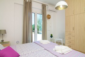 Loutra Villas
