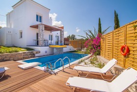 Loutra Villas