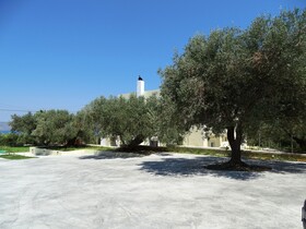 Lyrids Apartments