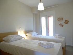 Lyrids Apartments