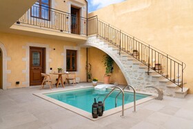 Mansio Boutique Hotel