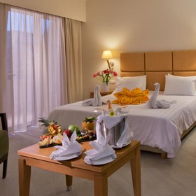 Minos Hotel