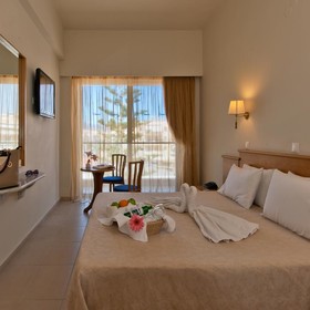 Minos Hotel