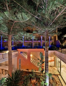Minos Hotel