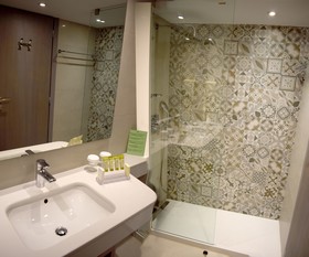 Minos Mare Hotel