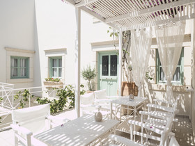 Mythos Suites Hotel