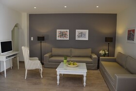 Mythos Residence