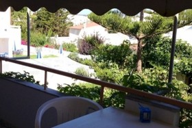 Oleander Apartments