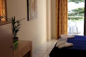 Oleander Apartments