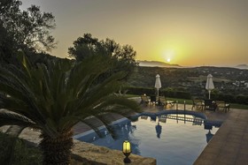 Oreades Villas