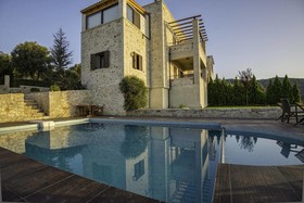 Oreades Villas