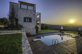 Oreades Villas
