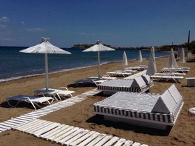 Petradi Beach Lounge Hotel