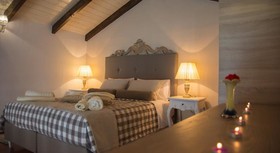 Porto Enetiko Suites