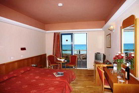 Pearl Beach Hotel