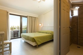 Trefon Hotel Apartments & Family Suites