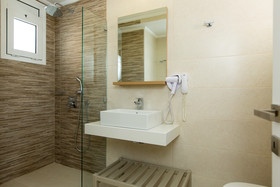 Trefon Hotel Apartments & Family Suites