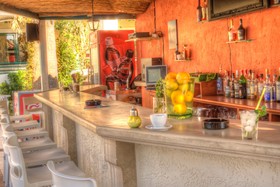 Trefon Hotel Apartments & Family Suites