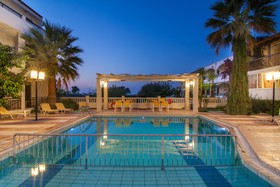 Trefon Hotel Apartments & Family Suites