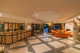 Trefon Hotel Apartments & Family Suites