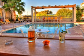 Trefon Hotel Apartments & Family Suites