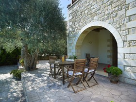 Vederi Estate