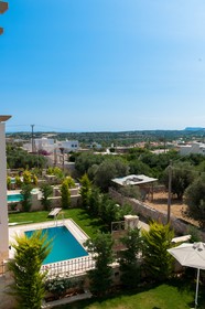 Villa Harmony-Crete Residences